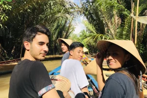 Cập nhật hình miền Tây khởi hành ngày 11-8-2019