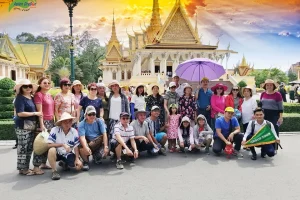 Hình ảnh kỷ niệm đoàn Campuchia Siêm Riệp khởi hành ngày 23-5-2019