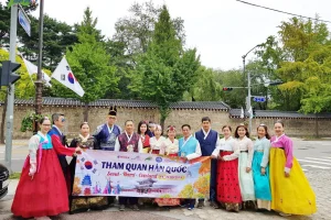 Hình đoàn du lịch Hàn Quốc khởi hành 19-9-2019